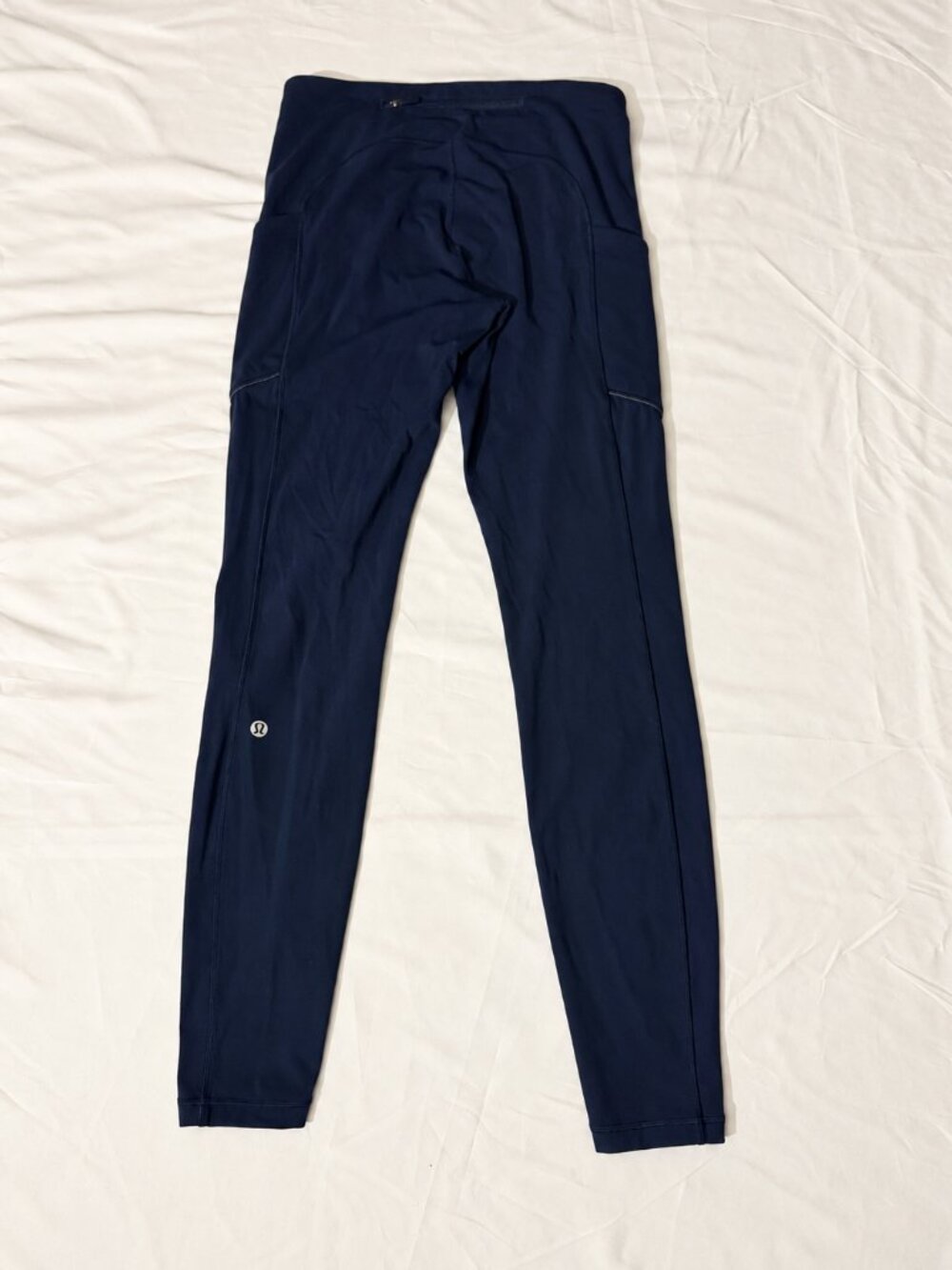 Lululemon Speed Up Tight 28" Full-On Luxtreme True Navy Size 6